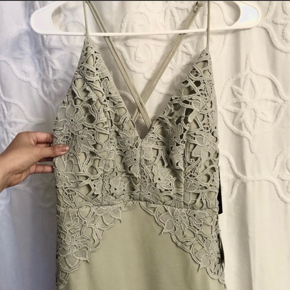 NWOT Lulu’s Sage Bridesmaids Dress - Picture 2 of 6